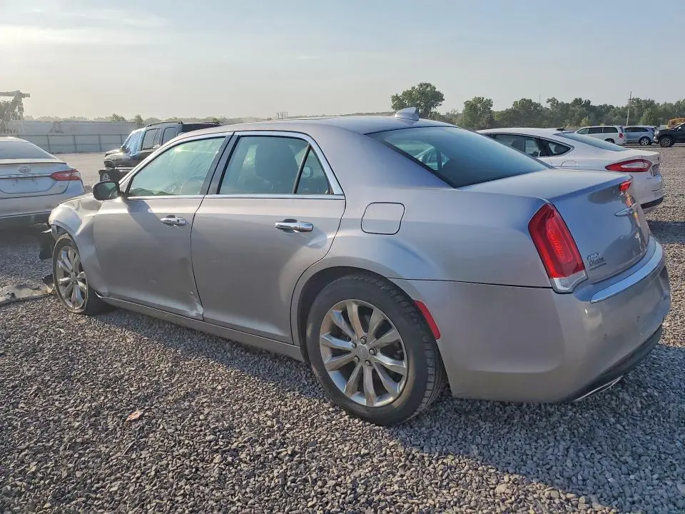 2018 CHRYSLER 300 LIMITED  