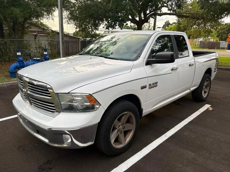 2014 RAM 1500 SLT  