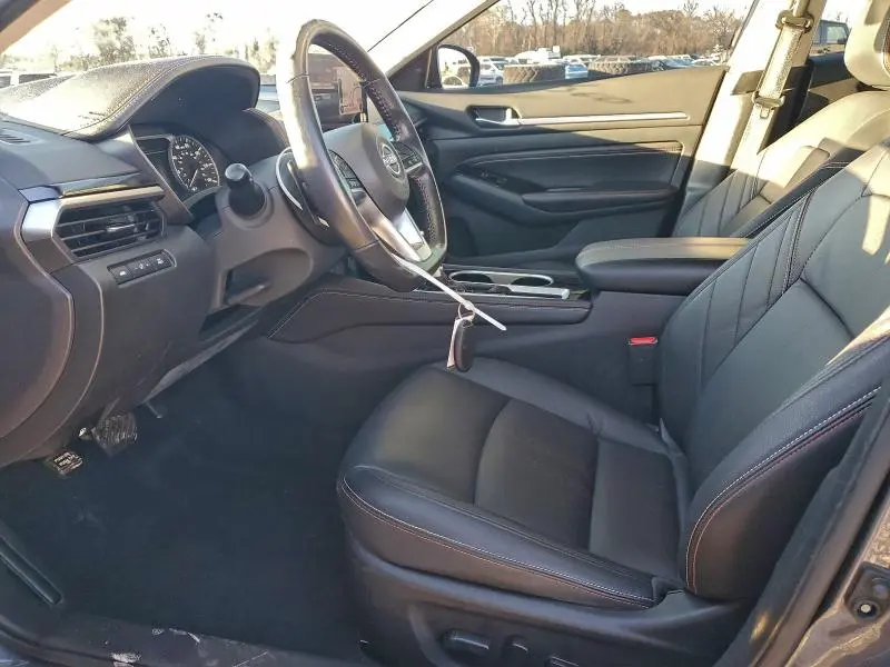 2023 NISSAN ALTIMA SR  