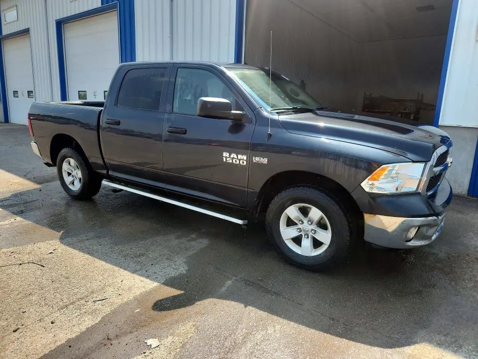 2017 RAM 1500 ST  