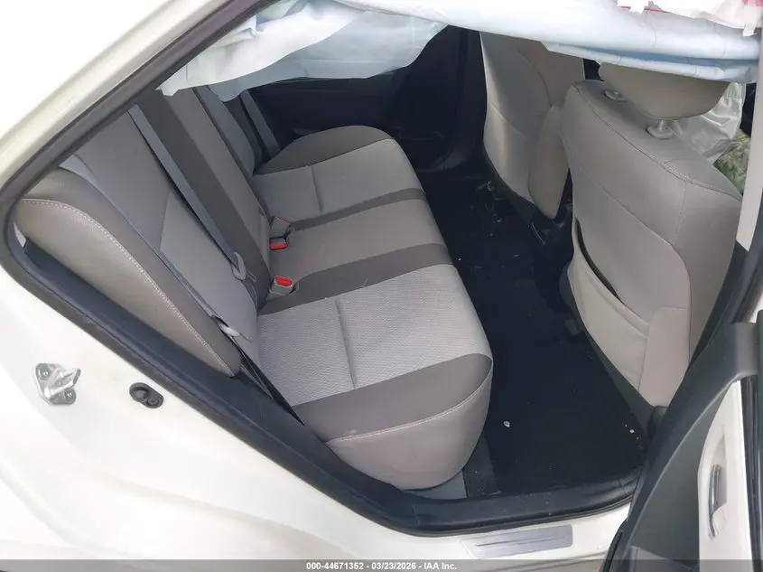 2018 TOYOTA COROLLA LE