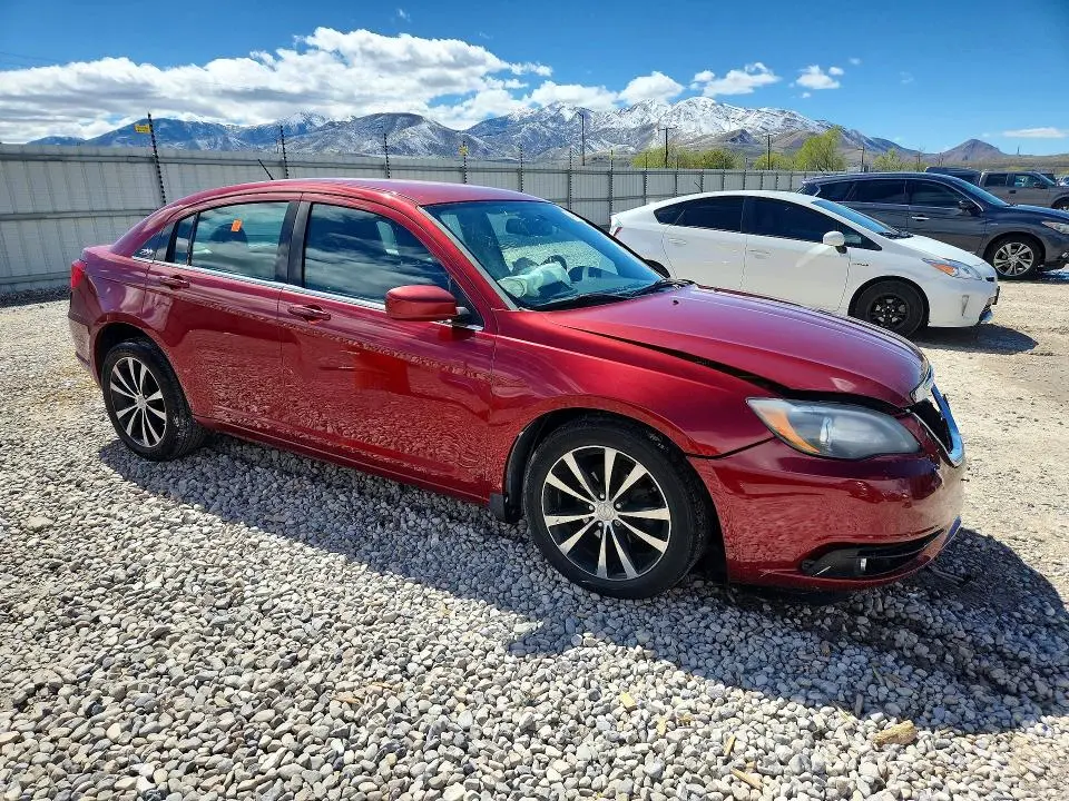 2013 CHRYSLER 200 LIMITED  