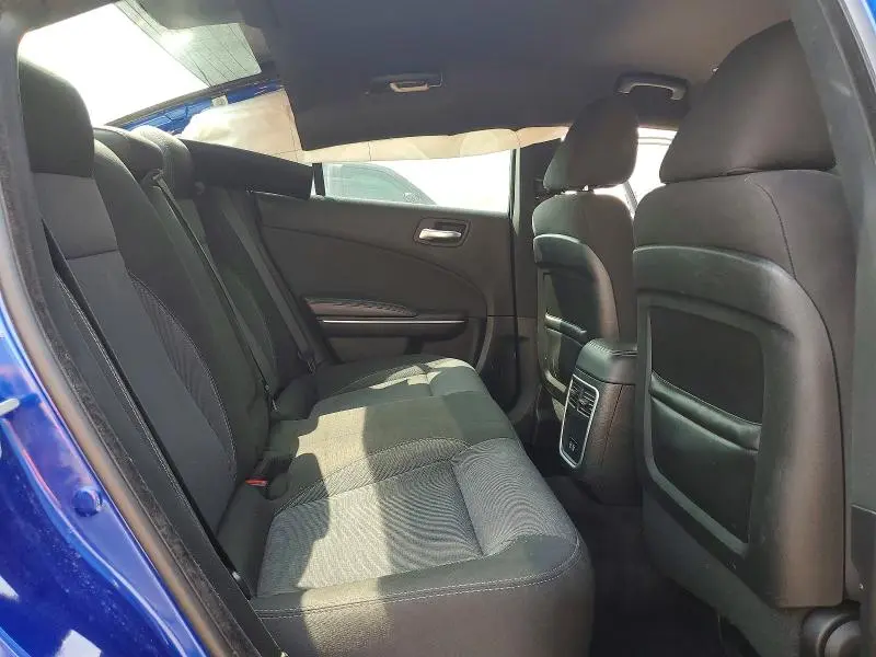 2018 DODGE CHARGER SXT  