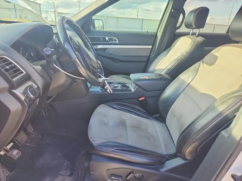 2017 FORD EXPLORER XLT  