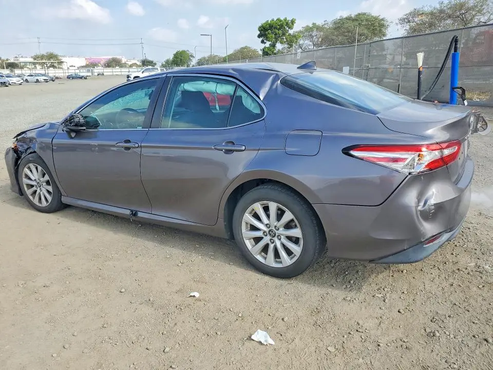 2019 TOYOTA CAMRY LE  