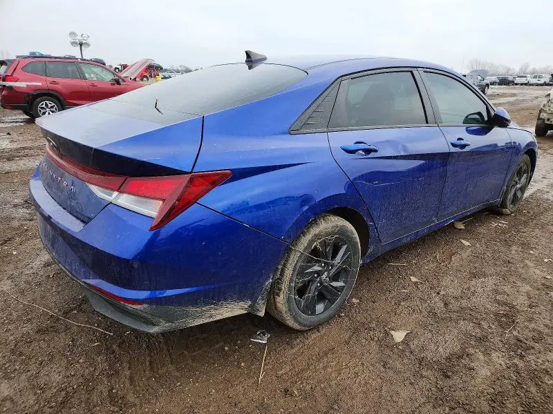 2022 HYUNDAI ELANTRA SEL  