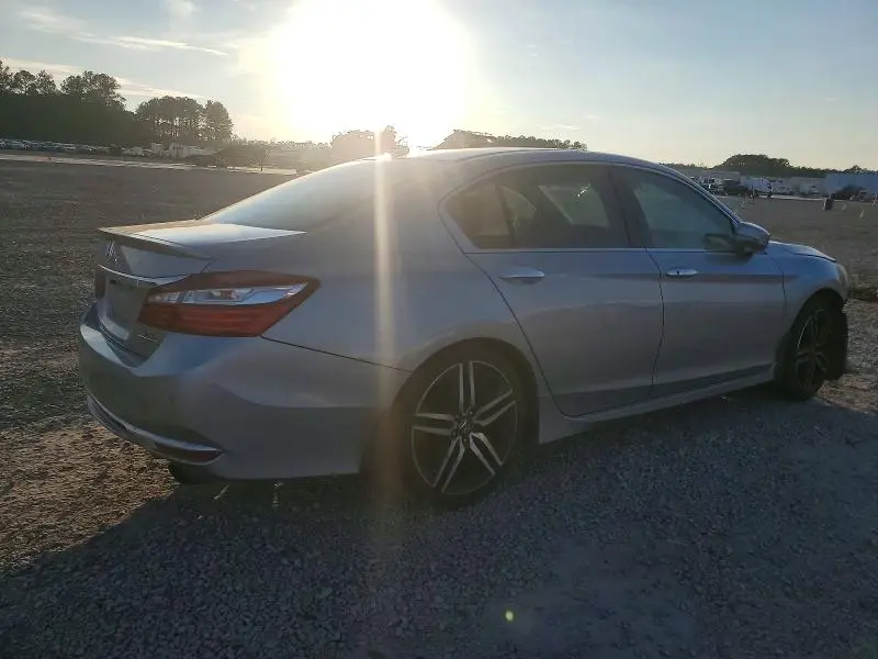 2017 HONDA ACCORD TOURING  