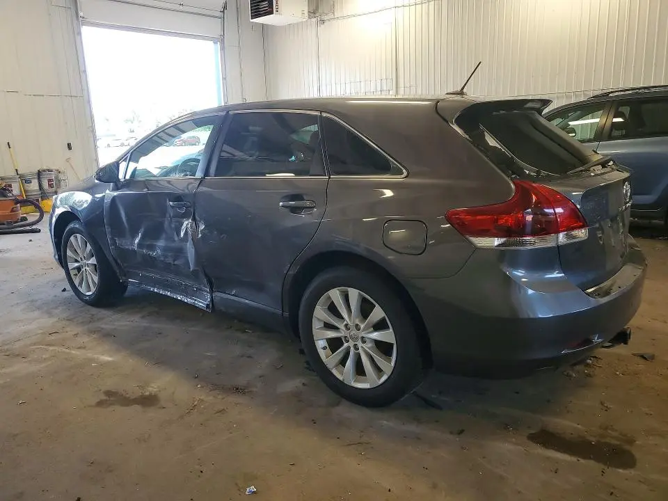 2015 TOYOTA VENZA LE  