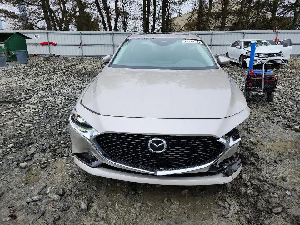 2025 MAZDA 3 PREFERRED  