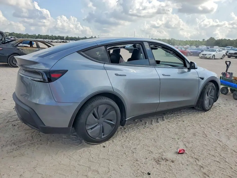 2026 TESLA MODEL Y   