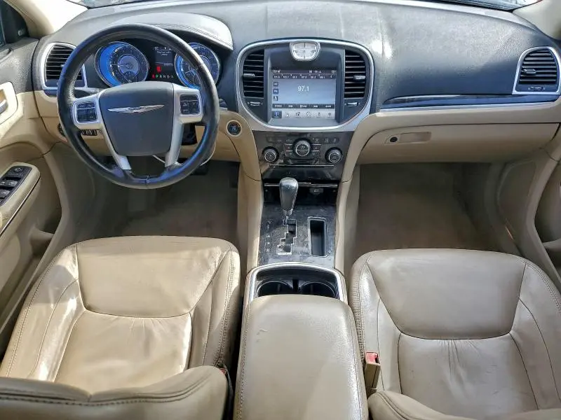 2011 CHRYSLER 300 LIMITED  