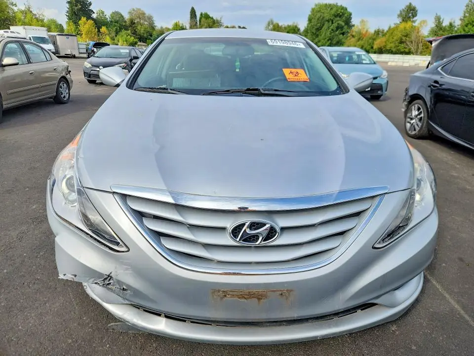 2012 HYUNDAI SONATA GLS  