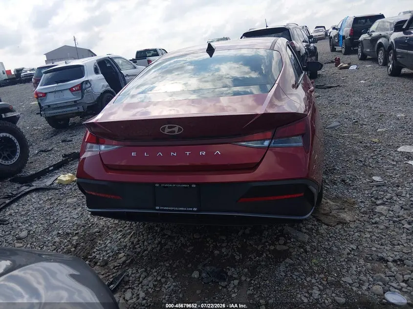 2026 HYUNDAI ELANTRA SE