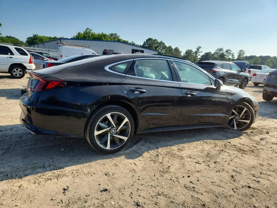 2022 HYUNDAI SONATA SEL PLUS  