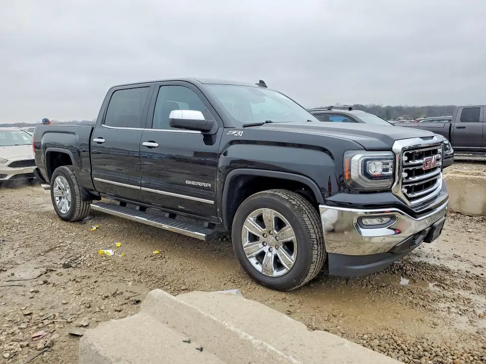 2018 GMC SIERRA K1500 SLT  