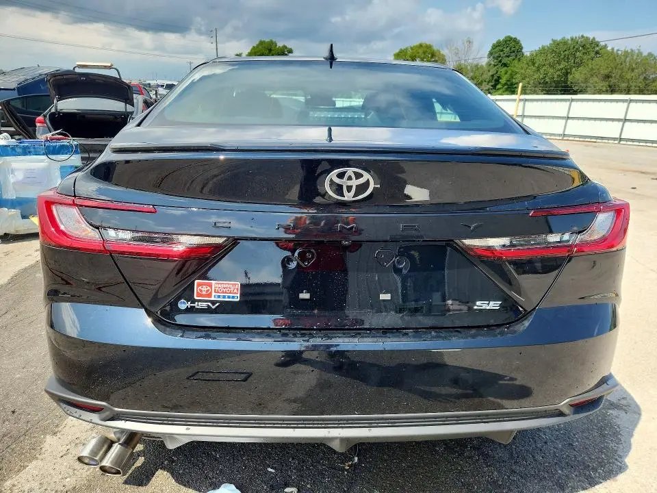 2026 TOYOTA CAMRY SE  