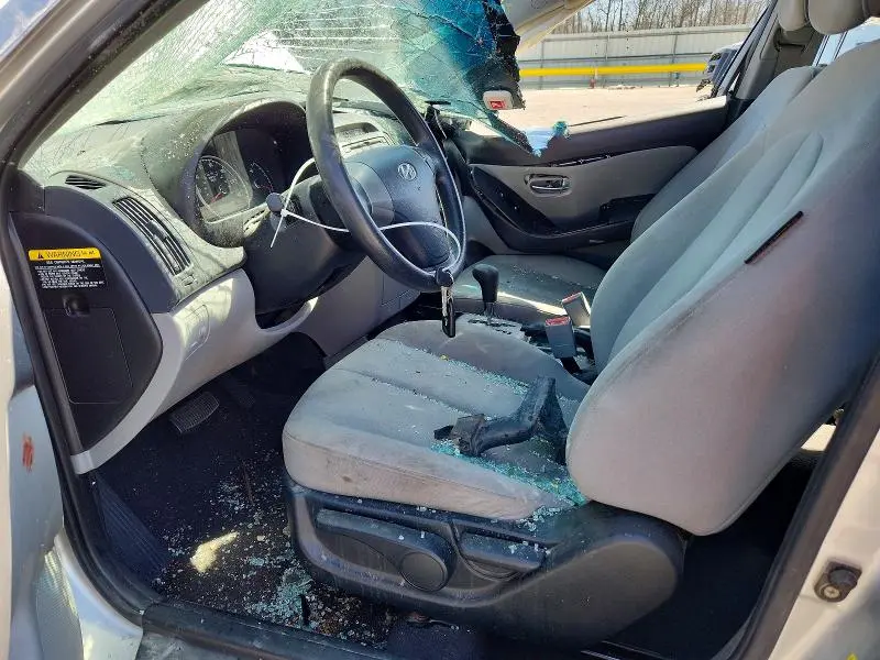 2010 HYUNDAI ELANTRA GLS  