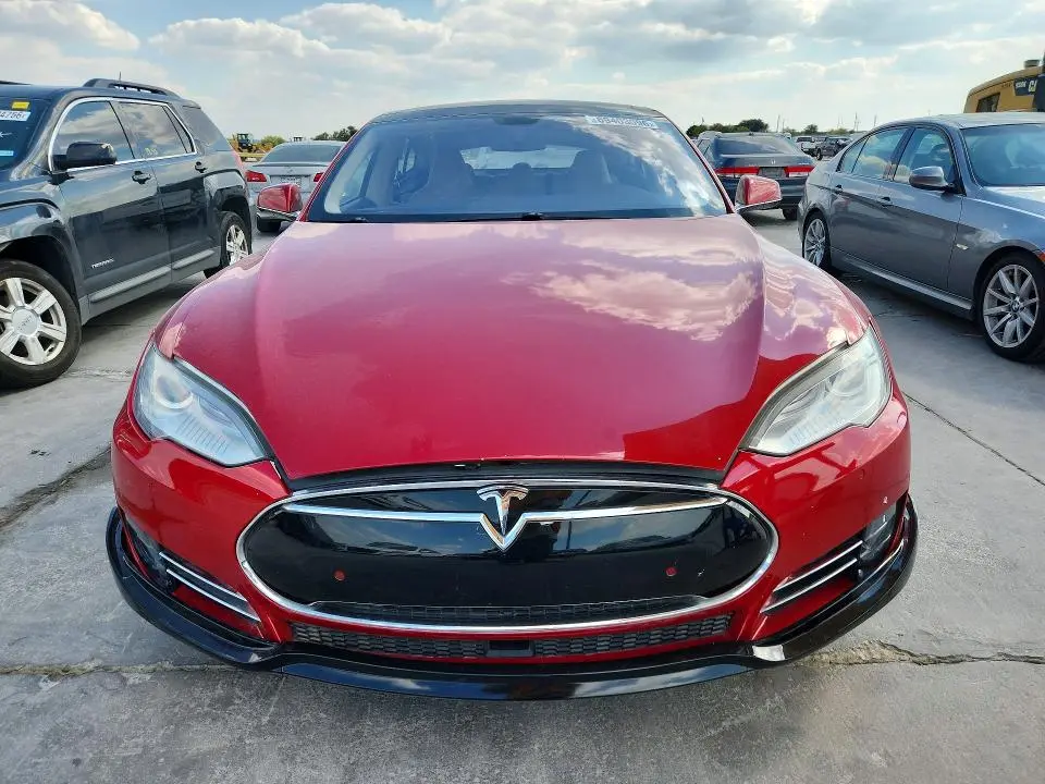 2014 TESLA MODEL S   