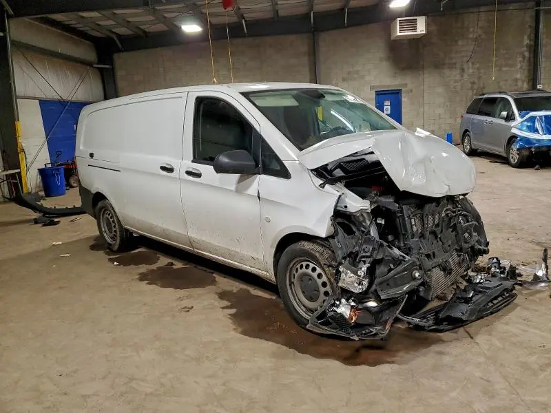 2023 MERCEDES-BENZ METRIS   