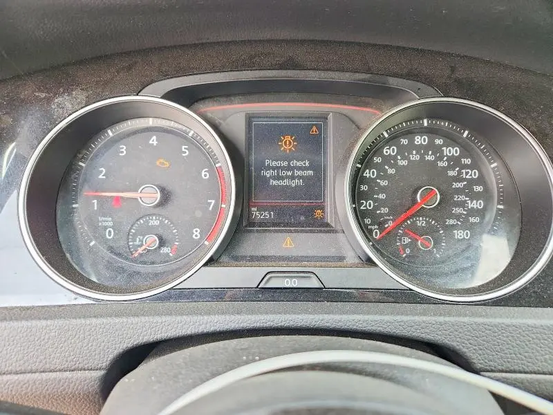 2021 VOLKSWAGEN GTI S  