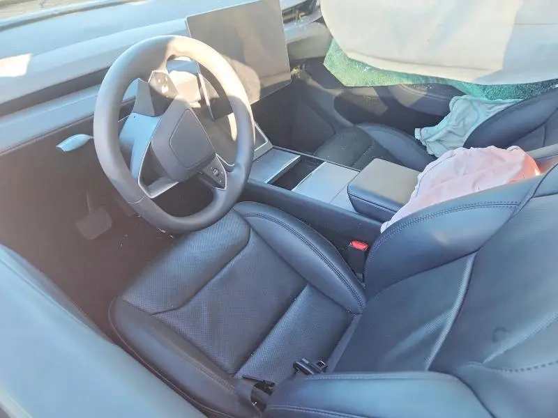 2026 TESLA MODEL Y   