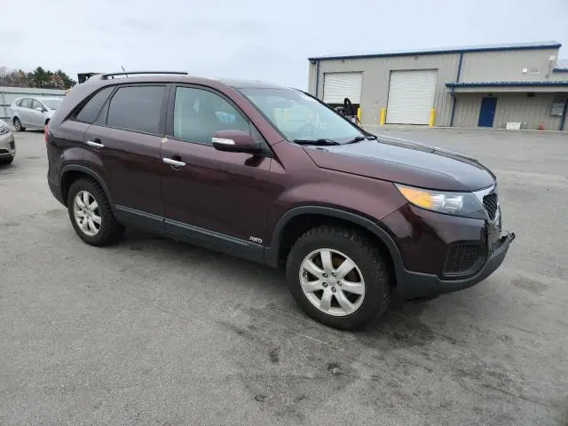 2013 KIA SORENTO LX  