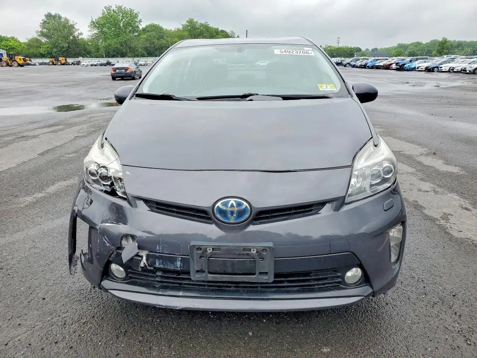 2015 TOYOTA PRIUS FIVE  