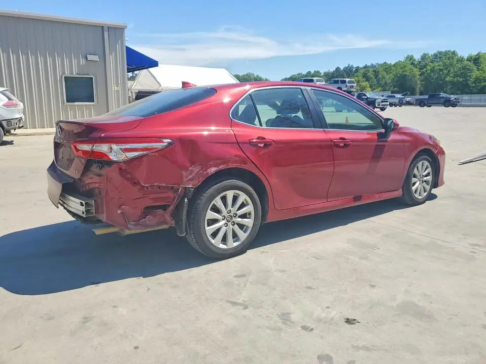 2020 TOYOTA CAMRY LE  