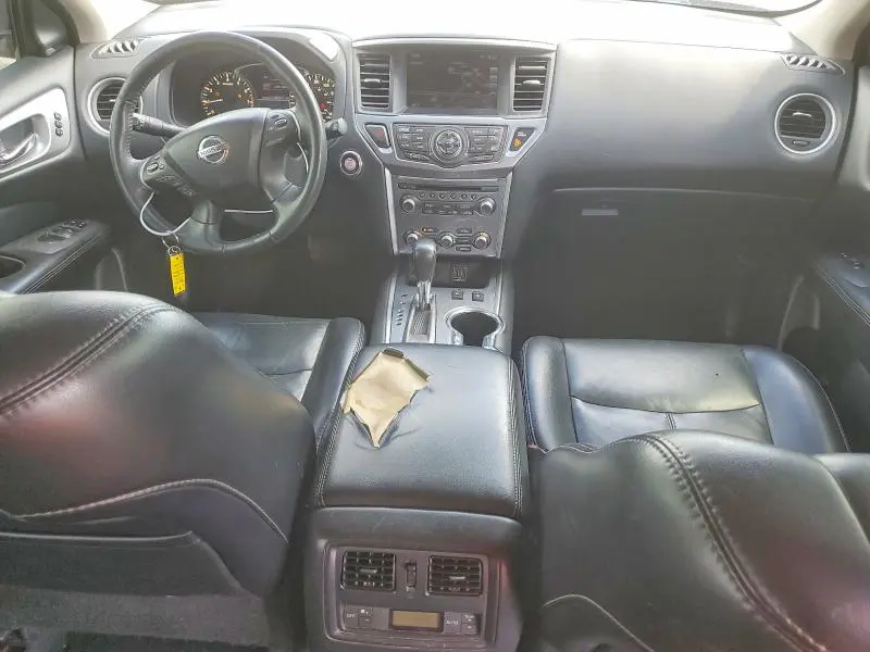 2018 NISSAN PATHFINDER SL  