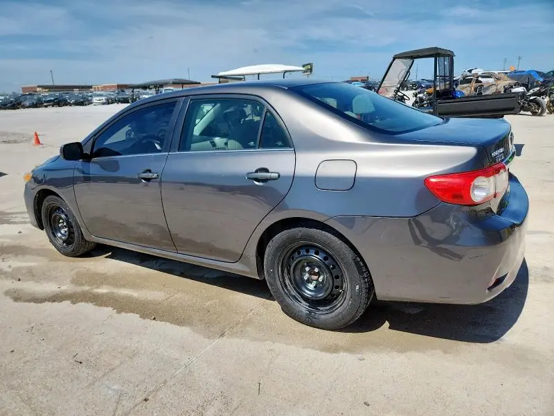 2013 TOYOTA COROLLA BASE  