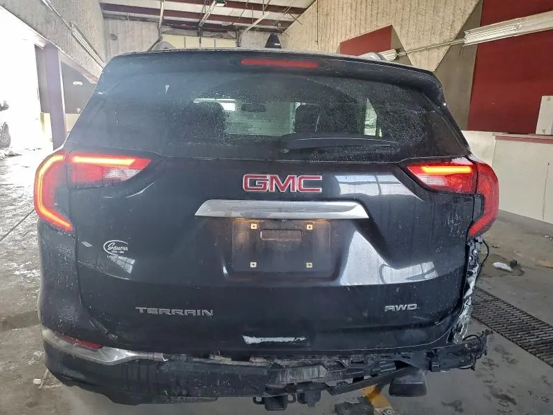 2018 GMC TERRAIN SLT  