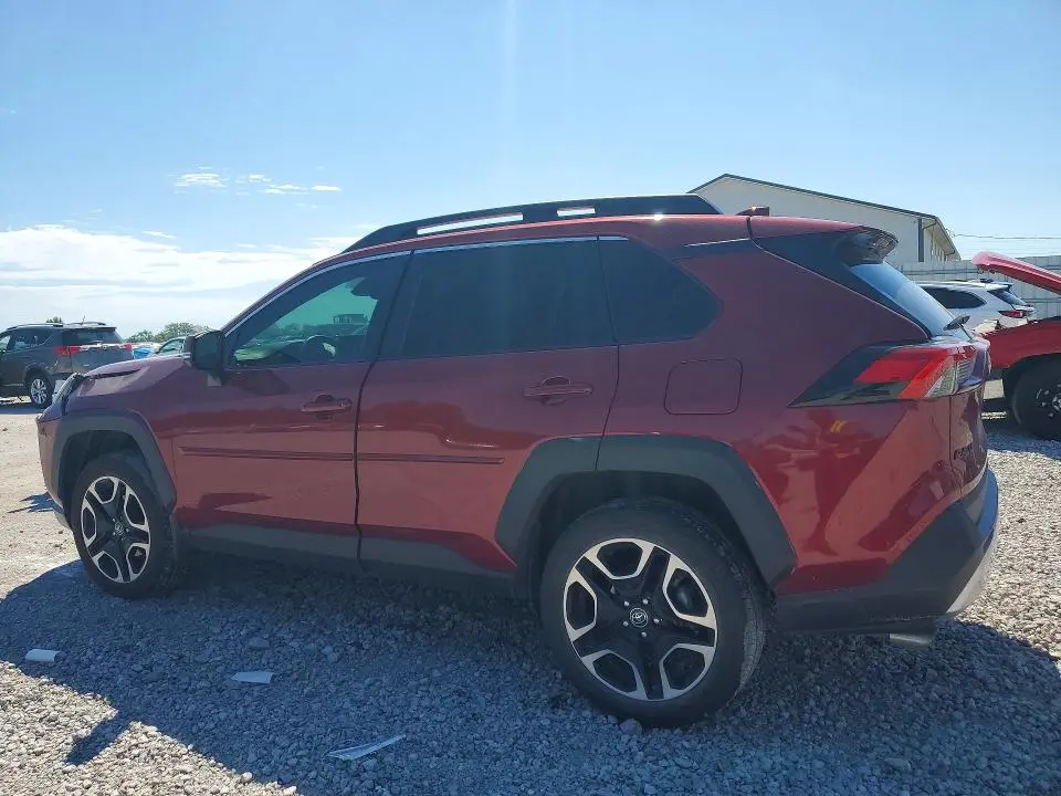 2019 TOYOTA RAV4   