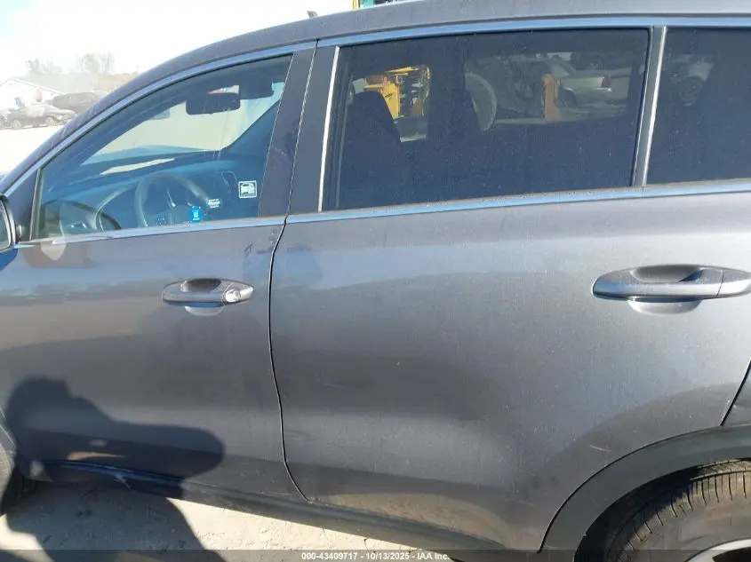 2017 KIA SPORTAGE LX