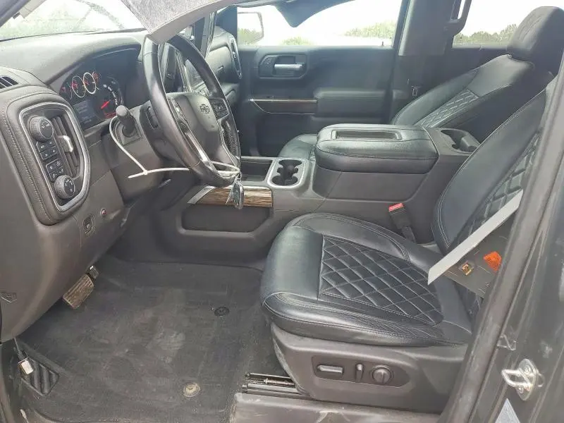 2021 CHEVROLET SILVERADO K1500 RST  