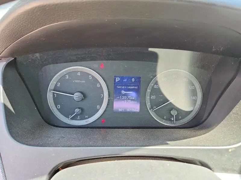 2017 HYUNDAI SONATA SE  
