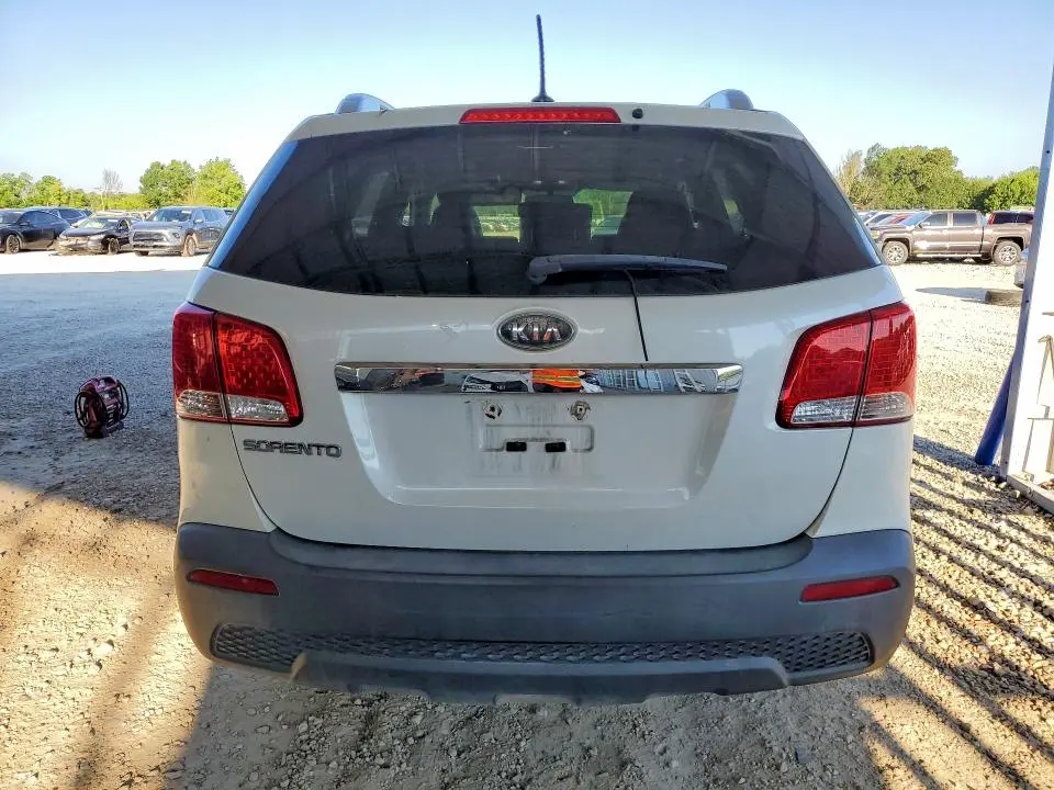 2012 KIA SORENTO LX  