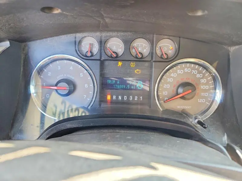 2010 FORD F150 SUPERCREW  