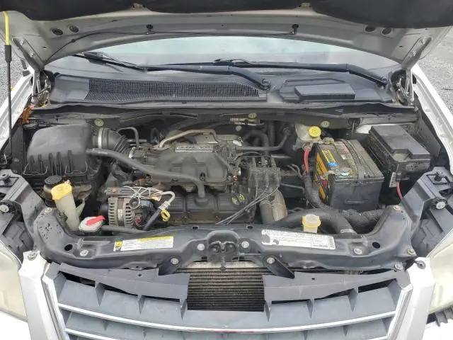 2010 CHRYSLER TOWN & COUNTRY TOURING  