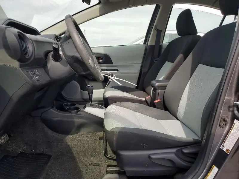 2014 TOYOTA PRIUS C TWO  