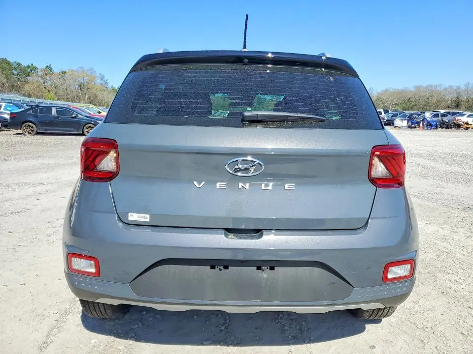 2025 HYUNDAI VENUE LIMITED  