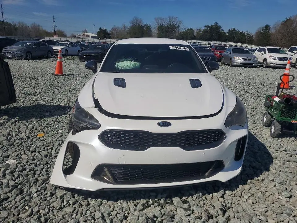 2018 KIA STINGER GT  
