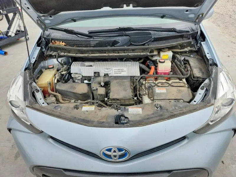 2016 TOYOTA PRIUS V FOUR  