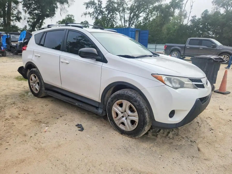 2014 TOYOTA RAV4 LE  