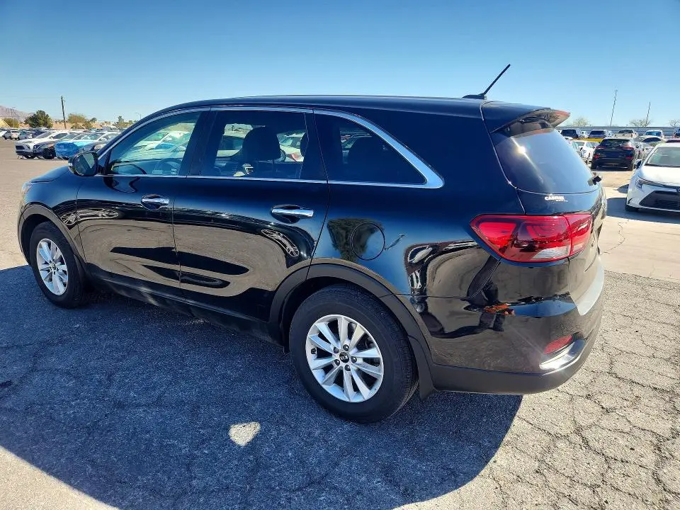 2019 KIA SORENTO LX  