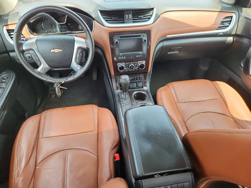 2015 CHEVROLET TRAVERSE LT  