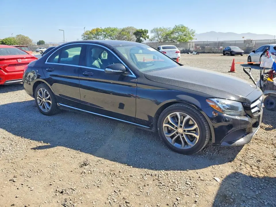 2015 MERCEDES-BENZ C 300  