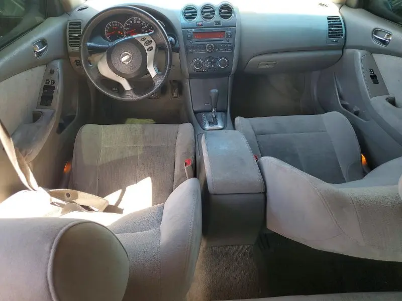 2010 NISSAN ALTIMA   