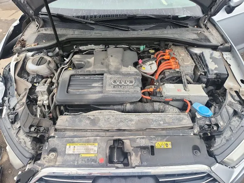 2017 AUDI A3 E-TRON PRESTIGE  