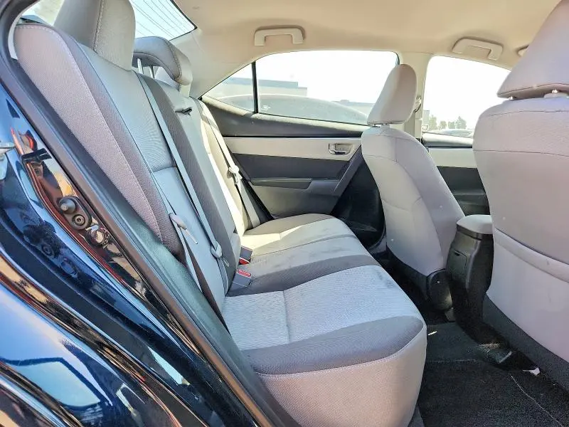 2017 TOYOTA COROLLA LE  