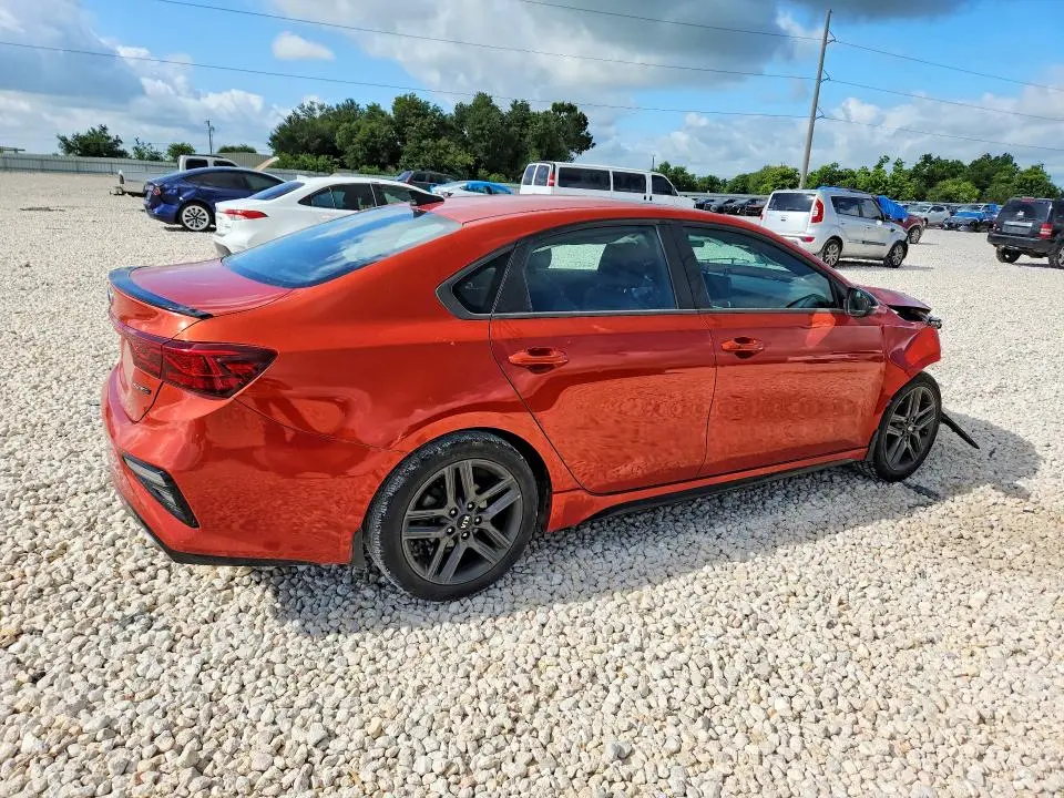 2021 KIA FORTE GT LINE  